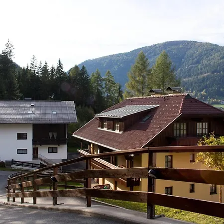 Free Parking 2-bedroom For 5 Guests Ski In/ski Out Appartamento Bach (Spittal an der Drau, Carinthia)