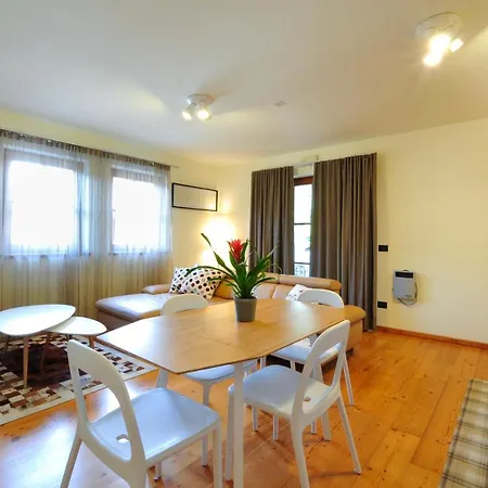 Free Parking 2-bedroom For 5 Guests Ski In/ski Out